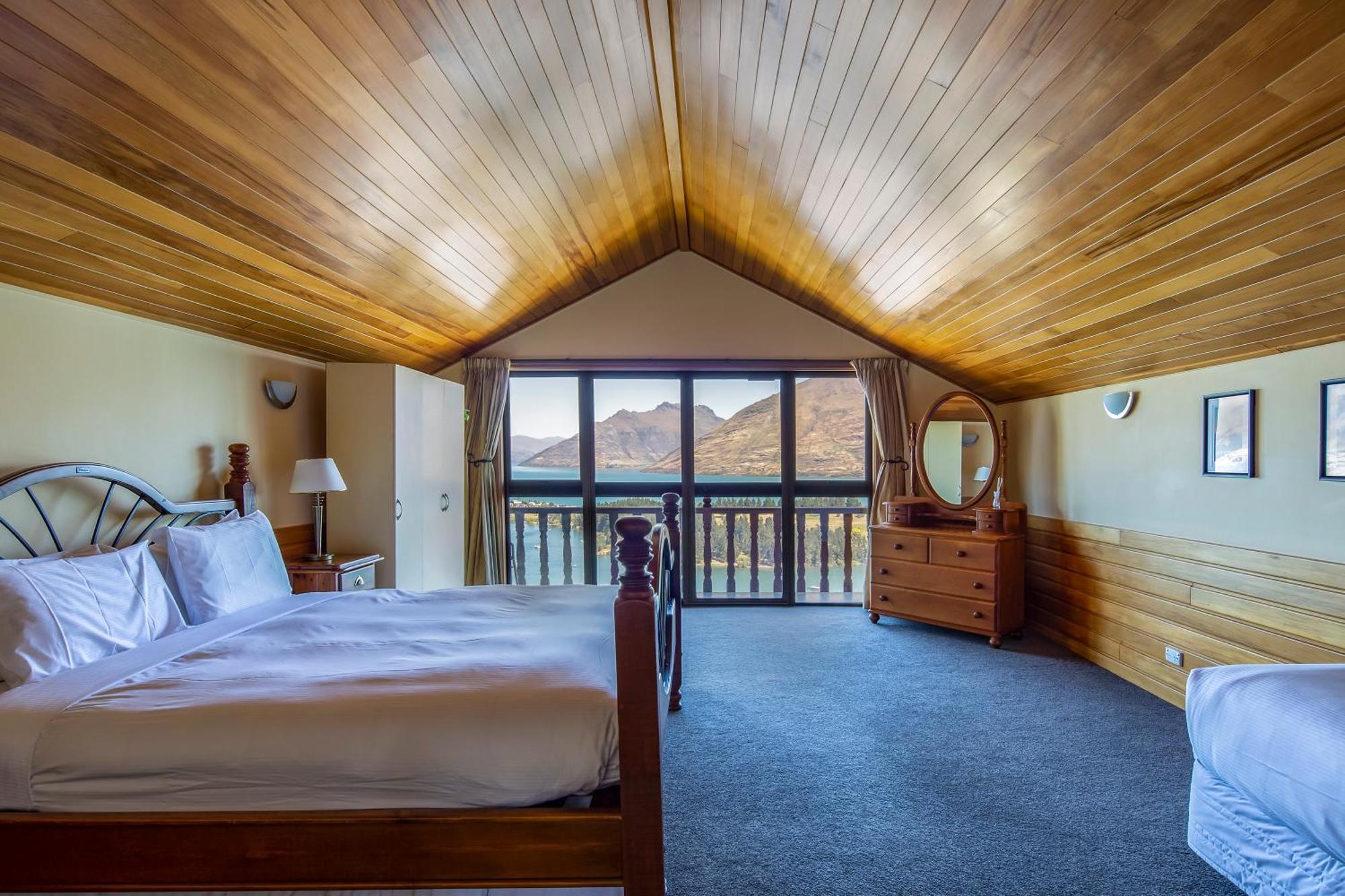 Matterhorn Lodge By Sotheby'S Luxury Rental Homes Квинстаун Экстерьер фото